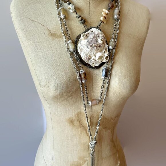 Vintage Layered Necklace Lot  Unique One of a Kind, Shell Boho Statement Chains - Picture 4 of 4